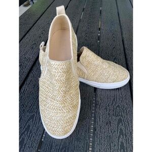 Nicole‎ Miller Tonnille Beige Woven Raffia Slip On Sneakers Women's Size 7